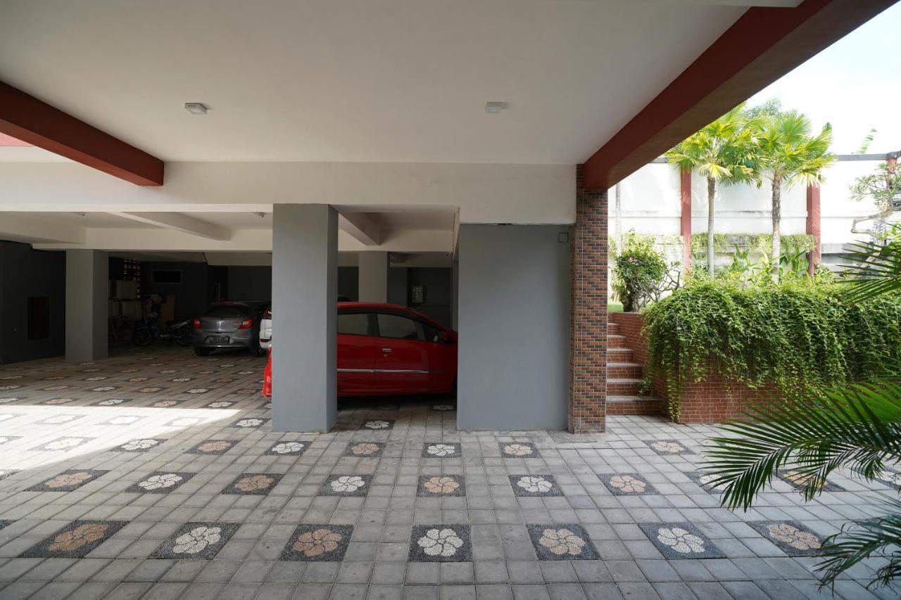 Oyo 2392 Nusa Dua Eling Inn Экстерьер фото