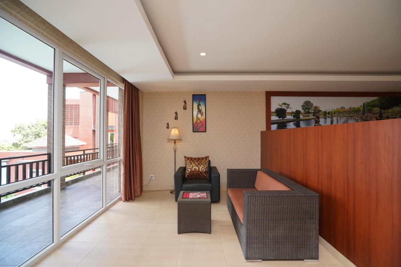 Oyo 2392 Nusa Dua Eling Inn Экстерьер фото
